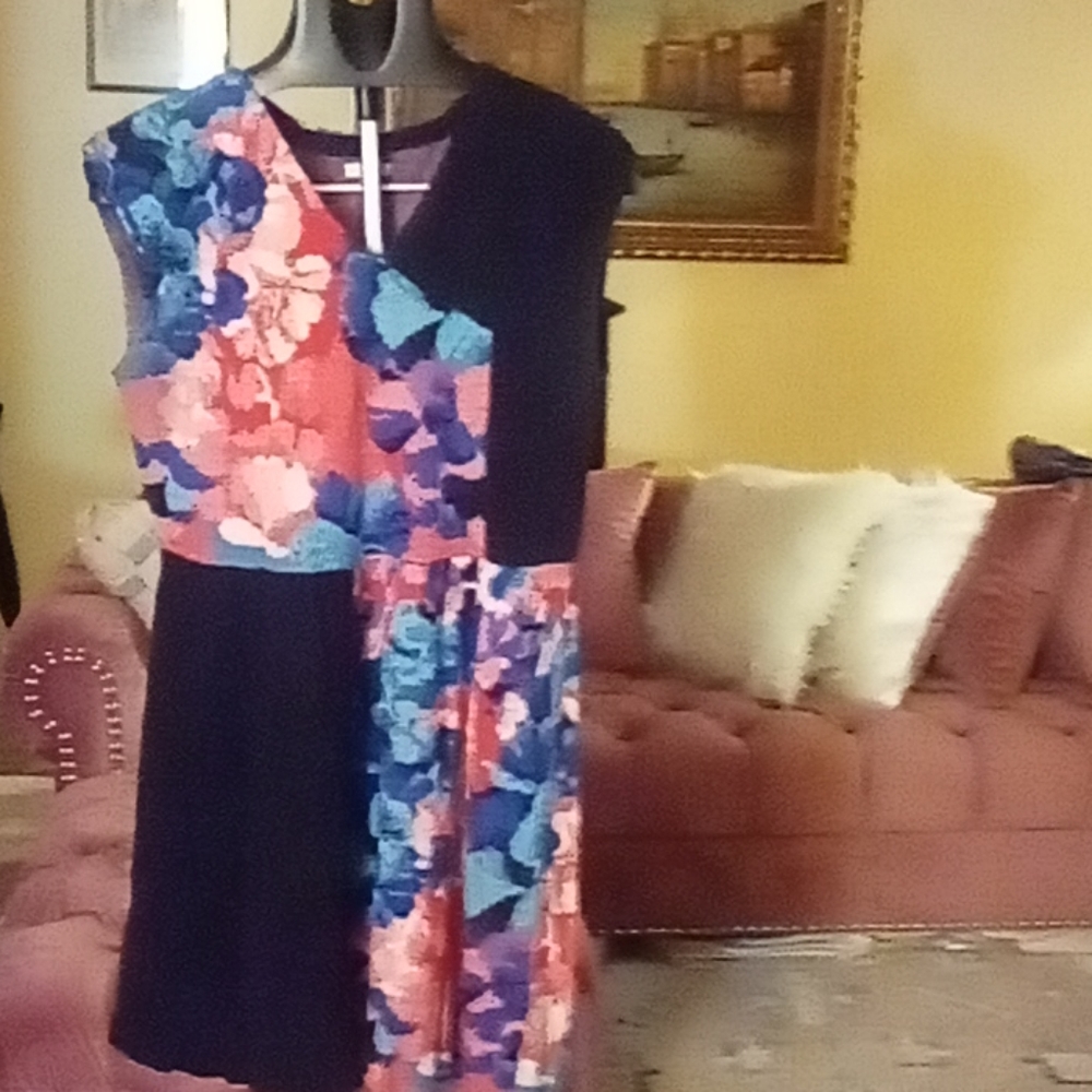 🌞 Sleeveless Spring Dress